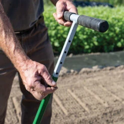 Johnny's Paperpot Transplanter 15 Johnny's Paperpot Transplanter -Johnnyseeds Sales Shop 06220 06 jss paperpot transplanter