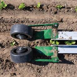 Johnny's Paperpot Transplanter 16 Johnny's Paperpot Transplanter -Johnnyseeds Sales Shop 06220 07 jss paperpot transplanter