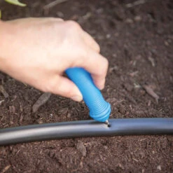 Raised Bed Drip Kit 11 Raised Bed Drip Kit -Johnnyseeds Sales Shop 06789 03 raisedbed dripkit